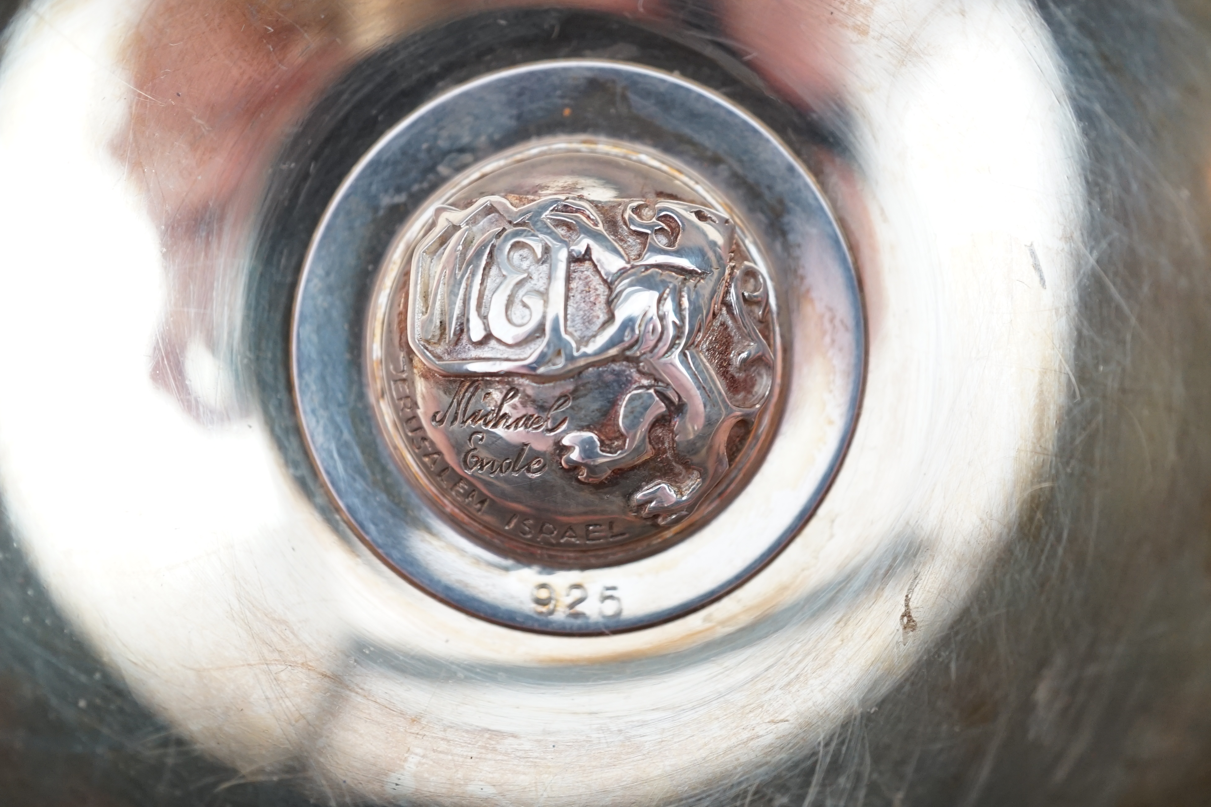 An Edwardian pierced silver lobed bowl and an Israeli cup